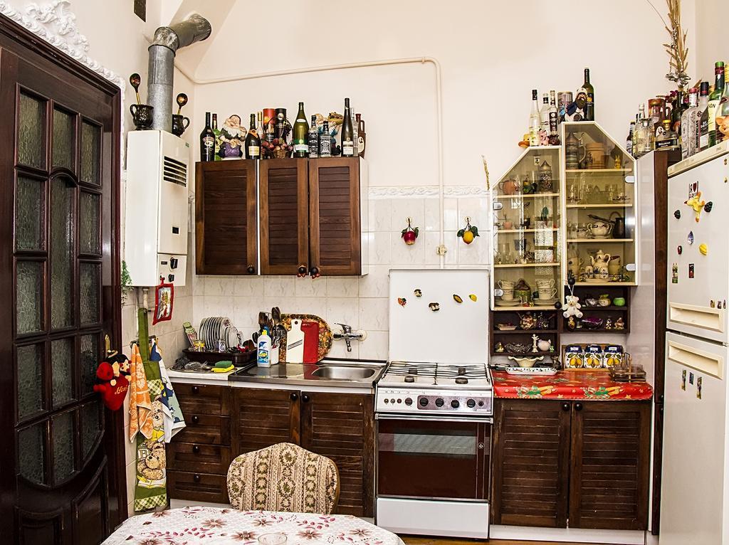 Vip-Apartments Angel Palas Çernivtsi Dış mekan fotoğraf