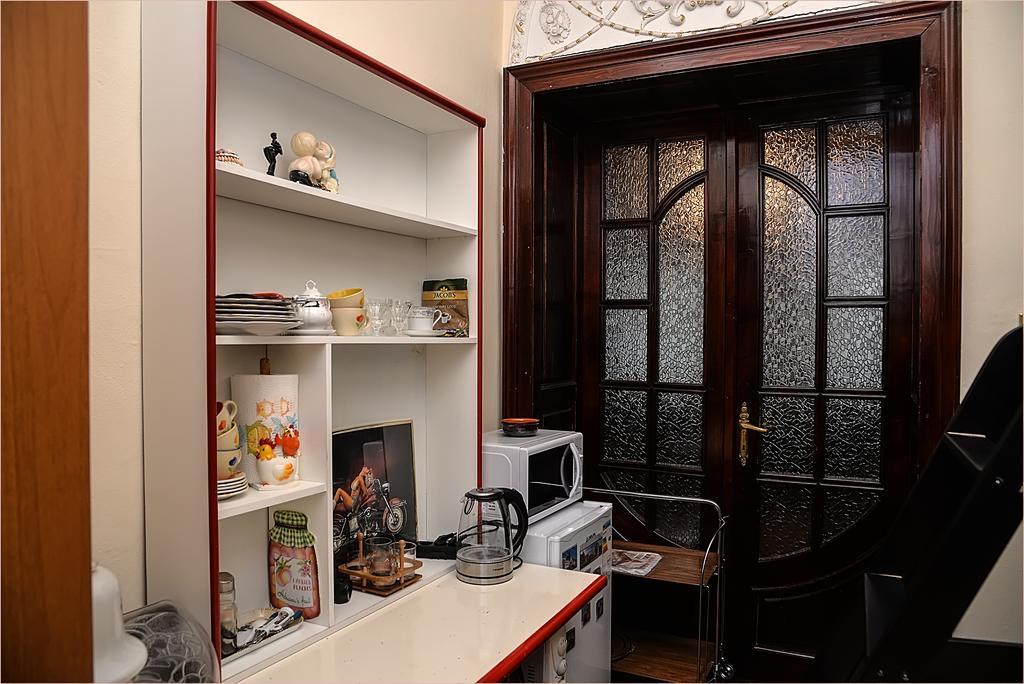 Vip-Apartments Angel Palas Çernivtsi Dış mekan fotoğraf